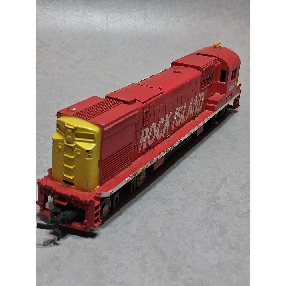 VTG TYCO Rock Island Diesel Engine Locomotive HO Electric Model Train Untested